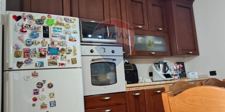 20250928191741-988859-16