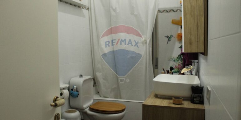 2025092892743-987472-4