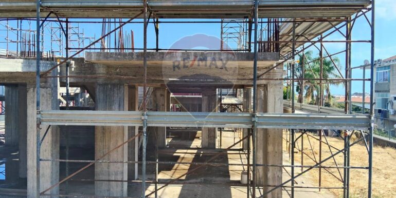 20250929124401-988969-19