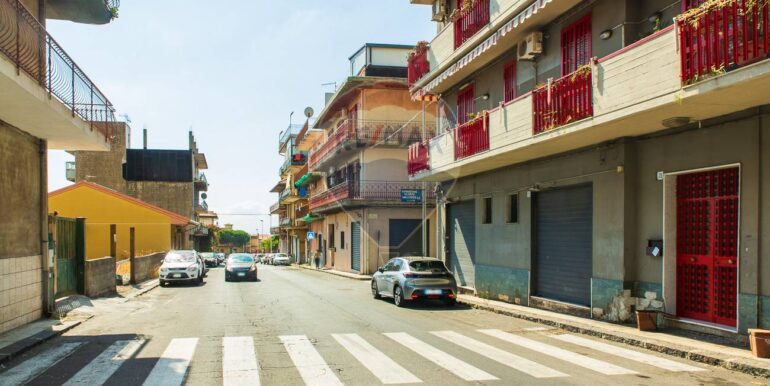 20250929180559-989084-3