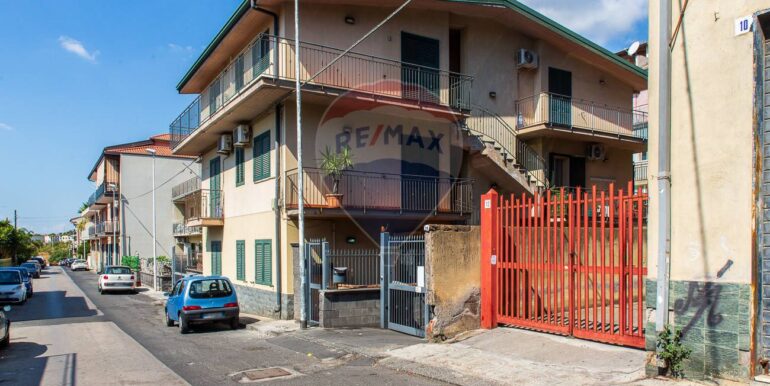 20250929180603-989084-4