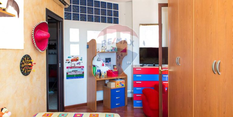 20250929180712-989084-26