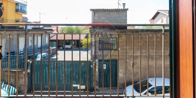 20250929180739-989084-35