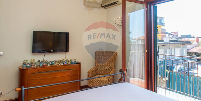 20250929180756-989084-39