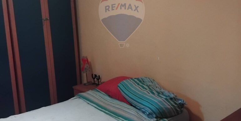 20250929182445-988961-12