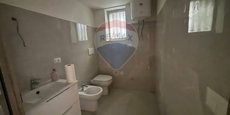 20250929185911-989101-5