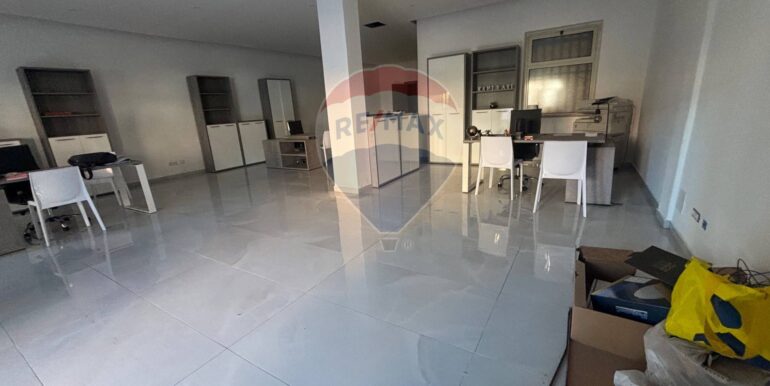 20250929185912-989101-10