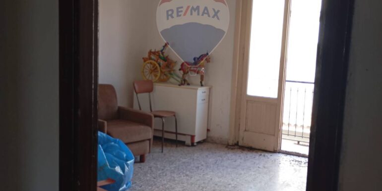 20250929192809-989110-11