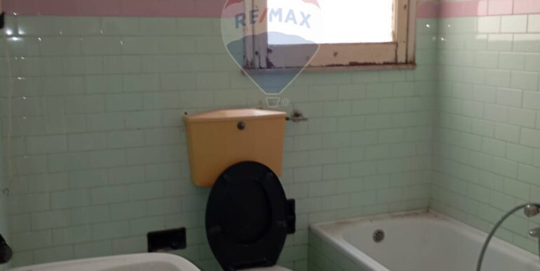 20250929192830-989110-18