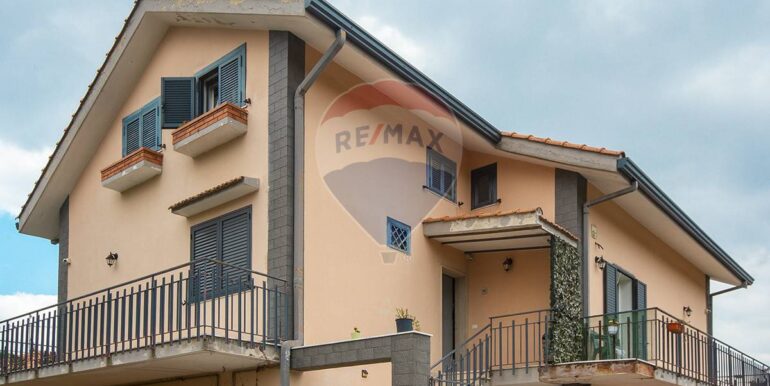 20250929212615-989111-2