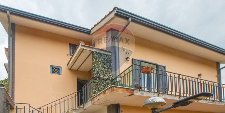 20250929212633-989111-6