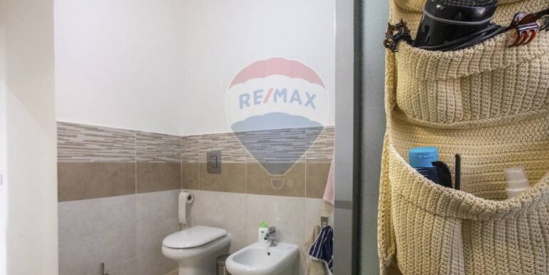 20250929212717-989111-20