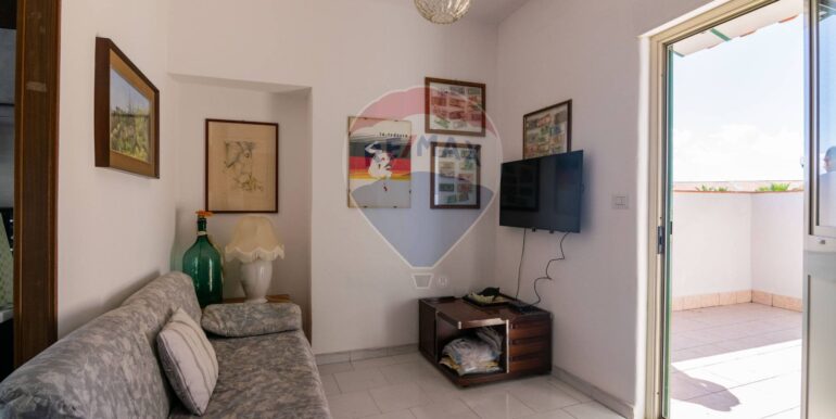 20250930173755-990734-10