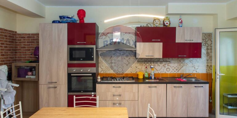 20250930175814-988840-11