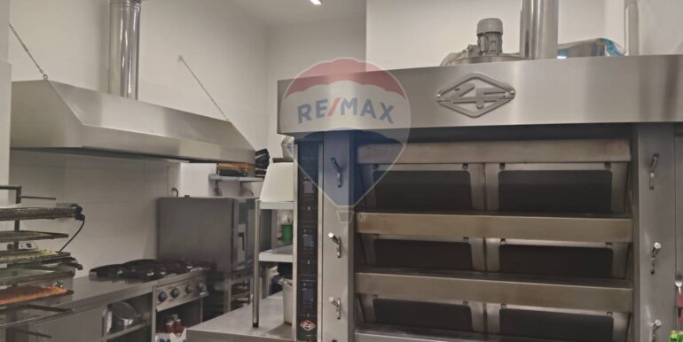 20250930181856-990739-8