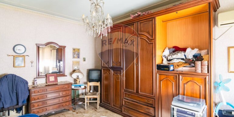 20250930224039-990794-2