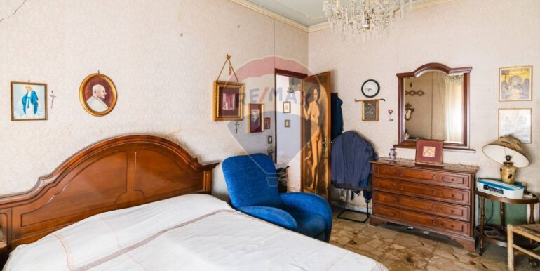 20250930224050-990794-3