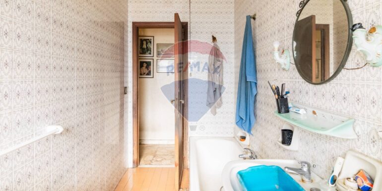 20250930224440-990794-26