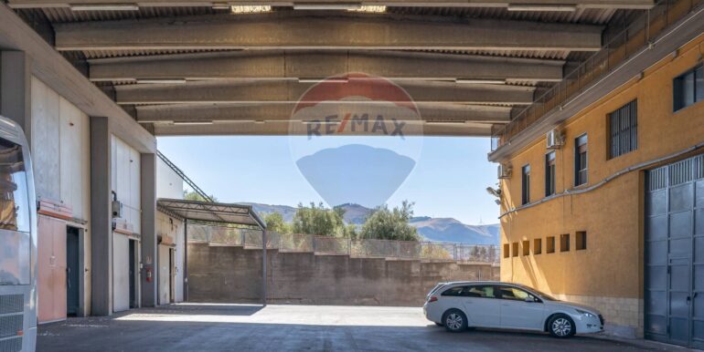 20251001102313-986652-10