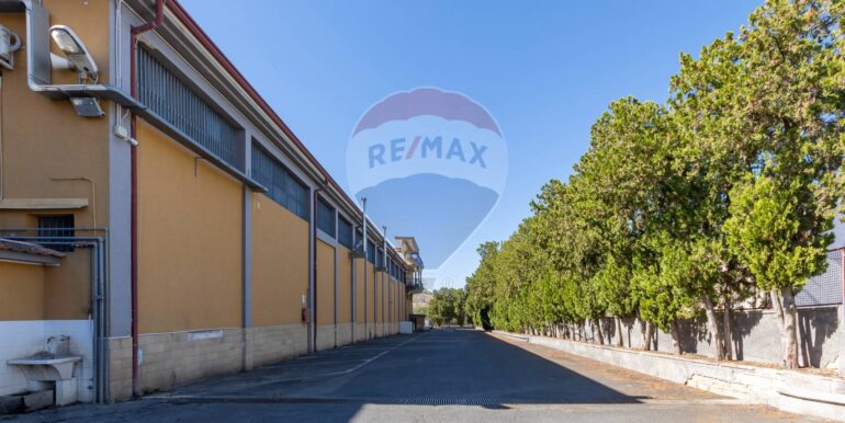 20251001102317-986652-11