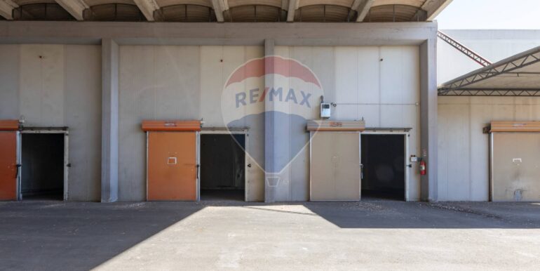 20251001102343-986652-18