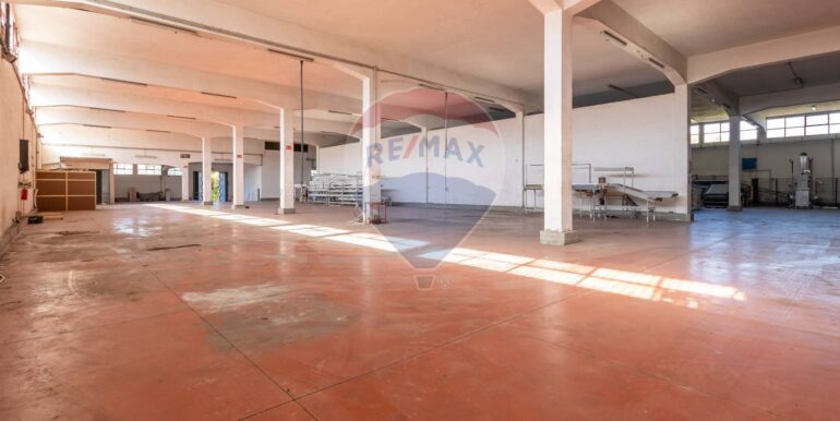 20251001102440-986652-32