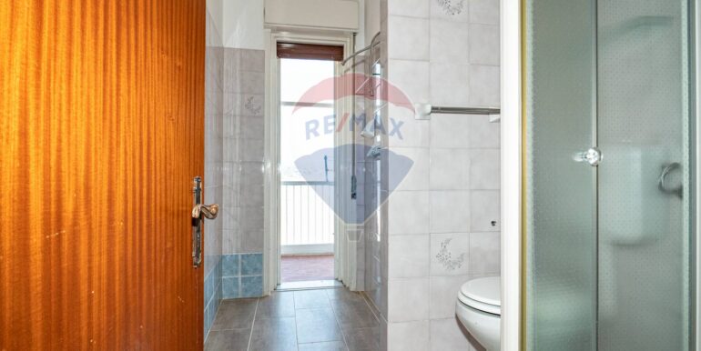 20251001111111-990839-5