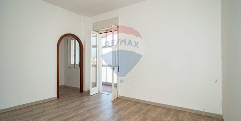 20251001111113-990839-7