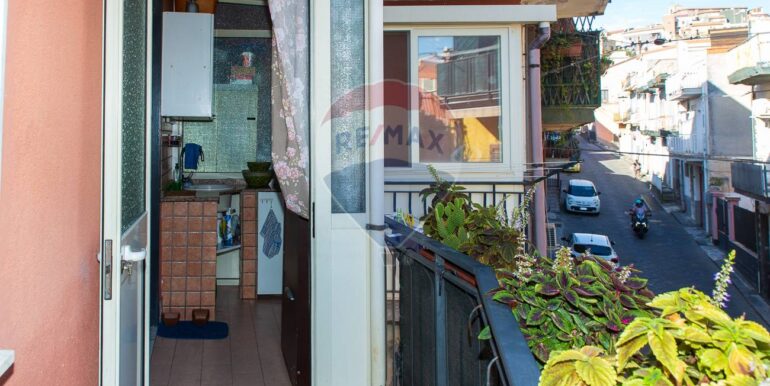 20251001111546-990816-26