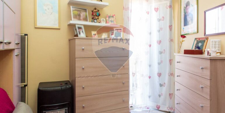 20251001111604-990816-32