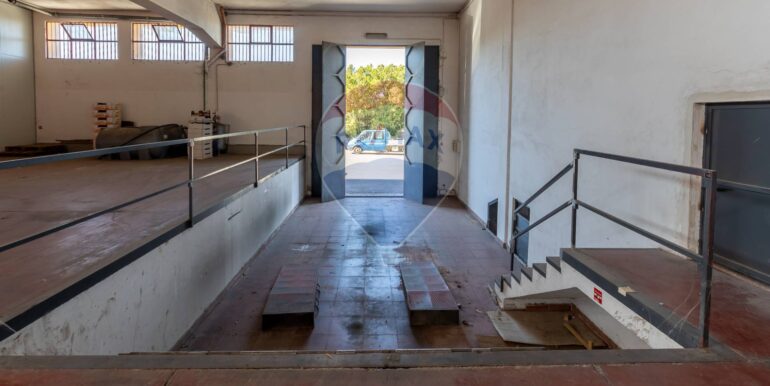 20251001142429-986652-60