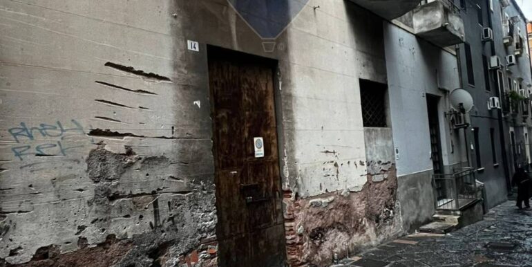 20251001150159-990921-1