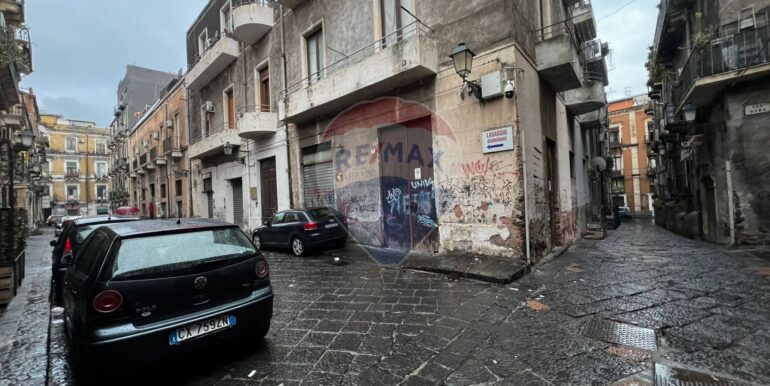 20251001150159-990921-3