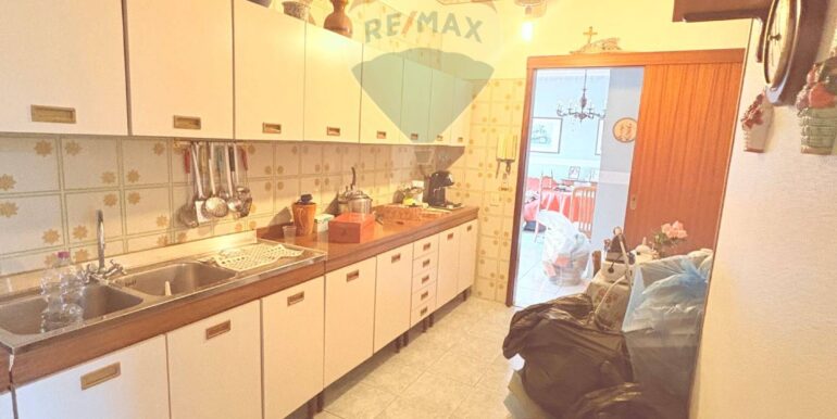 20251001190231-991038-8