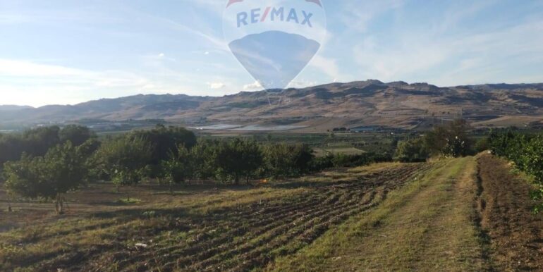 20251001205808-987794-3