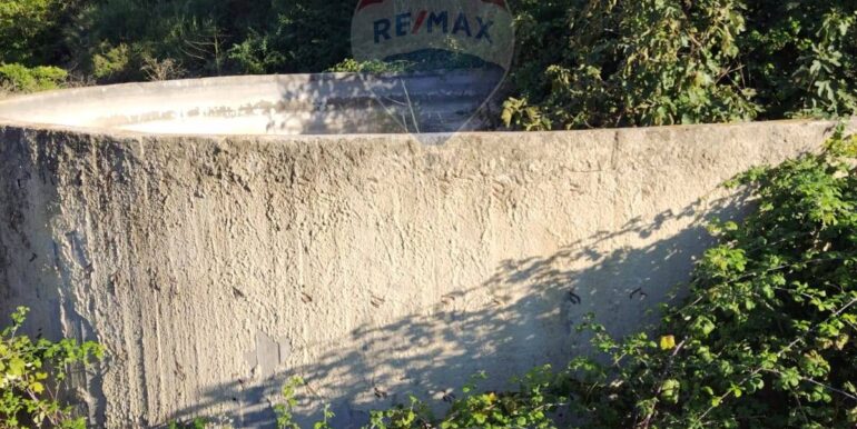 20251001205833-987794-12