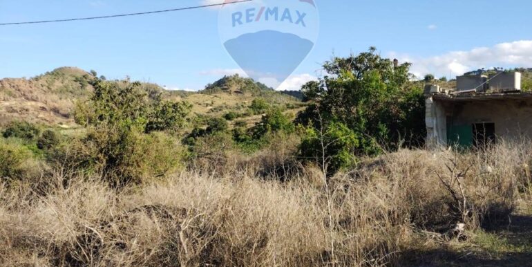 20251001205838-987794-14