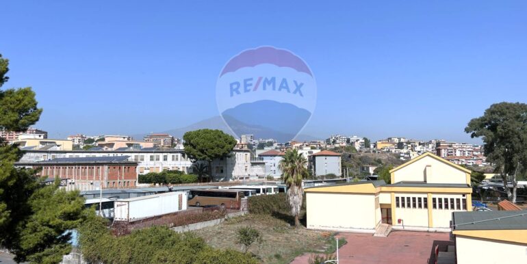 2025100192011-990807-22