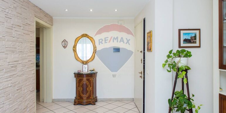 20251002103504-990996-11