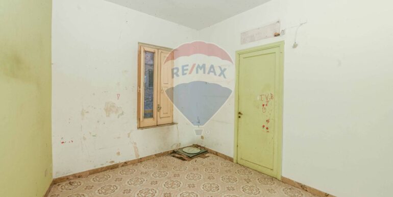 20251002115422-988934-6