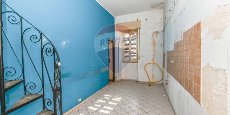 20251002115424-988934-7