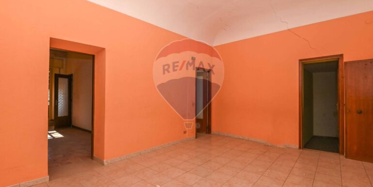 20251002115453-988934-17