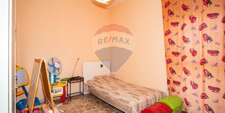 20251002120546-991157-12