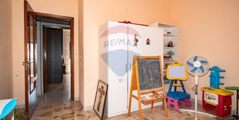 20251002120546-991157-13