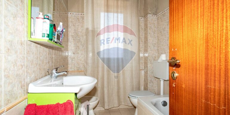 20251002120547-991157-15