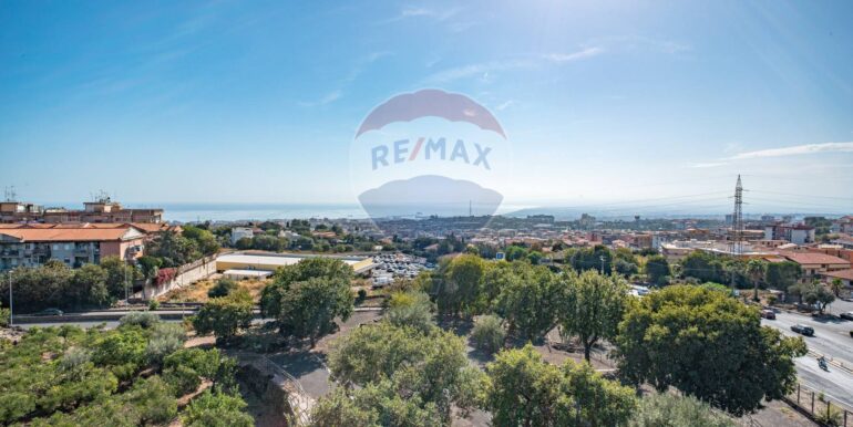 20251002120549-991157-25