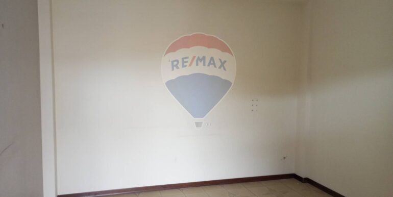 20251002204750-991301-12