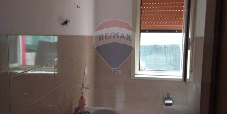 20251002204750-991301-9