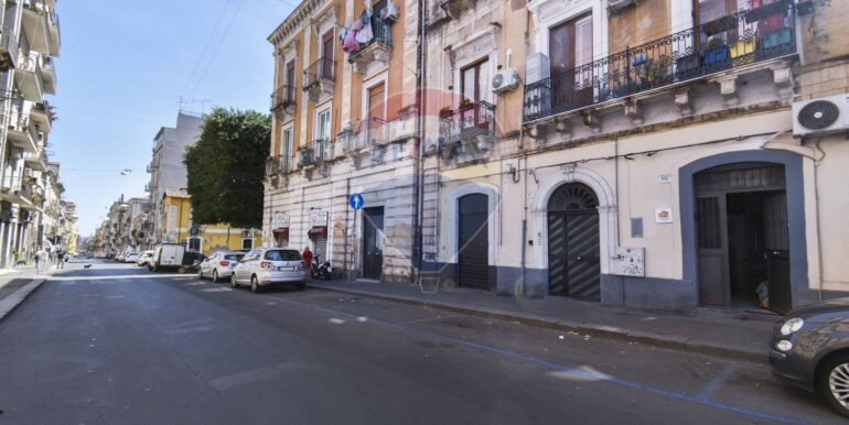 20251003102536-977393-24