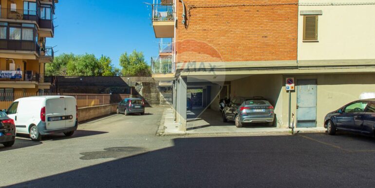 20251003111506-991339-2